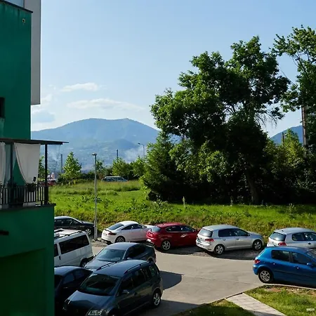 Lovely And Cozy Lena شقة