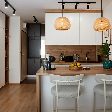 Lovely And Cozy Lena Apartamento *